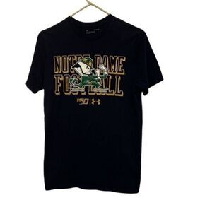 Notre Dame Football Size Small Under Armour Loose Size Small T-Shirt